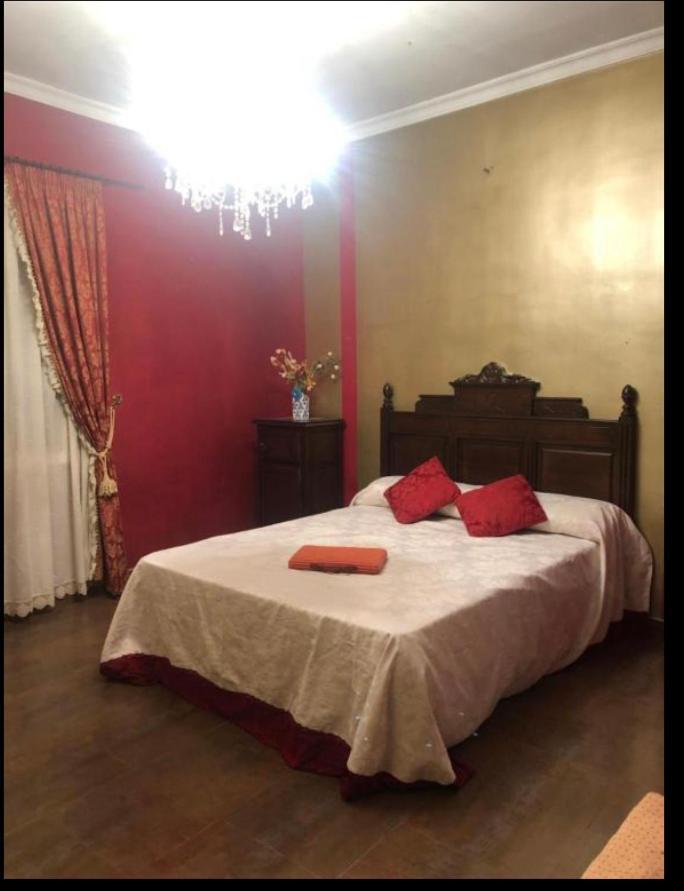 Apartamento En Pleno Centro De Marchena 3 Dormitorios 3 Banos Privados Екстериор снимка