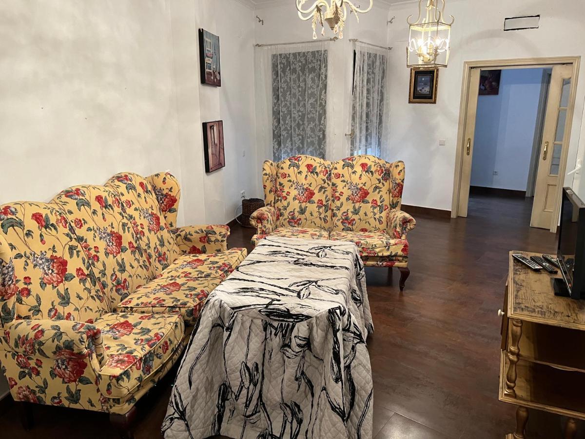 Apartamento En Pleno Centro De Marchena 3 Dormitorios 3 Banos Privados Екстериор снимка