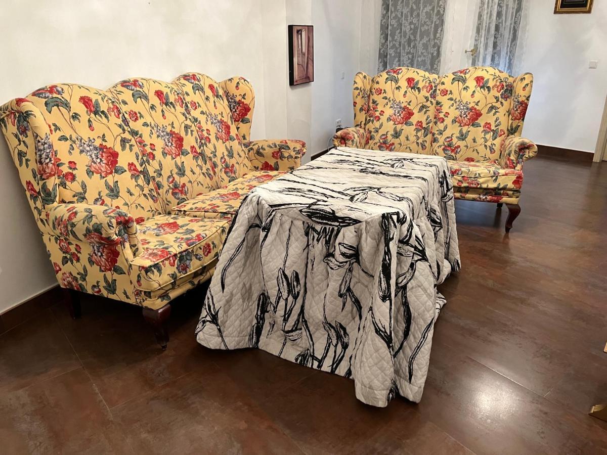 Apartamento En Pleno Centro De Marchena 3 Dormitorios 3 Banos Privados Екстериор снимка