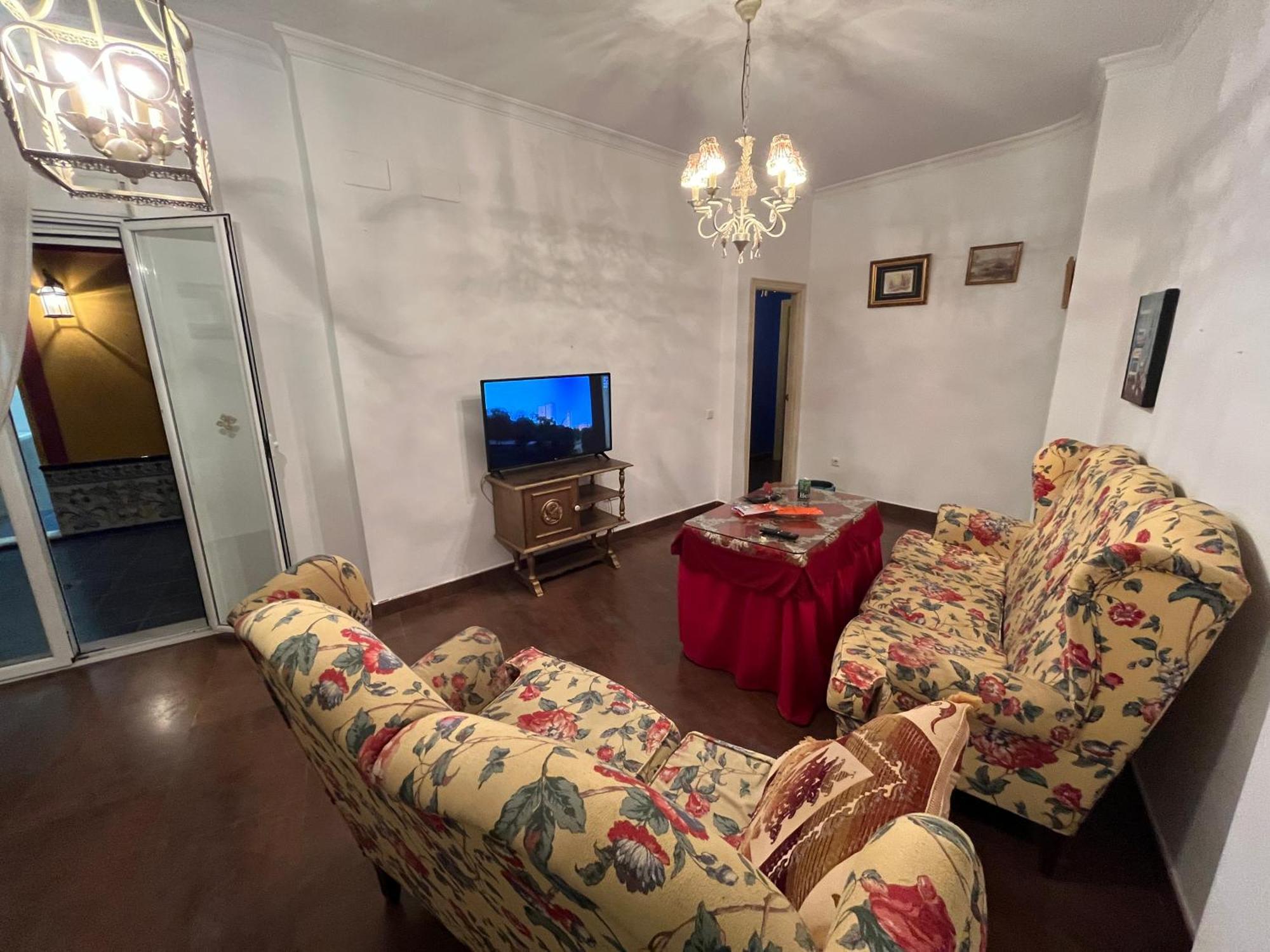 Apartamento En Pleno Centro De Marchena 3 Dormitorios 3 Banos Privados Екстериор снимка