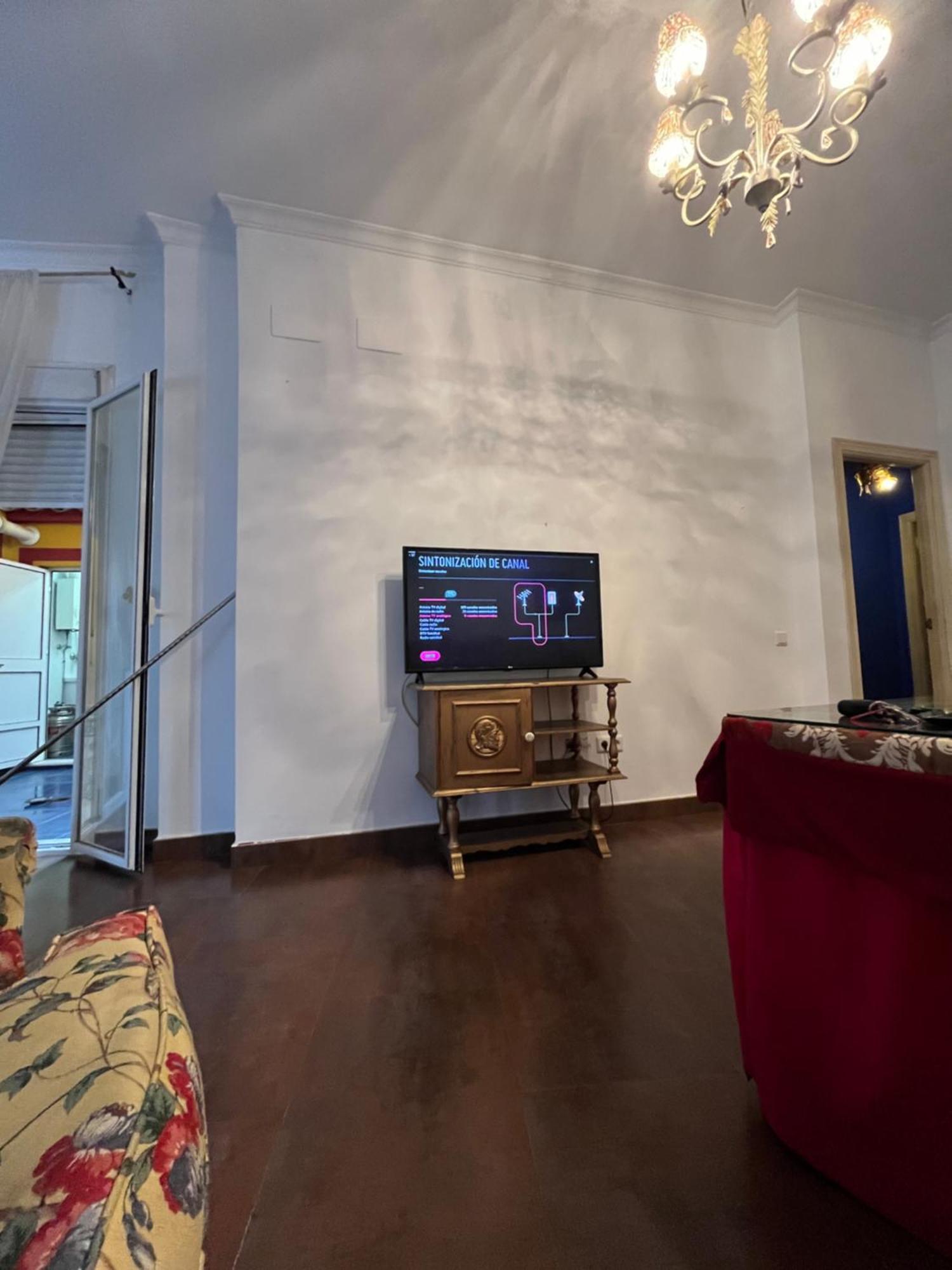Apartamento En Pleno Centro De Marchena 3 Dormitorios 3 Banos Privados Екстериор снимка