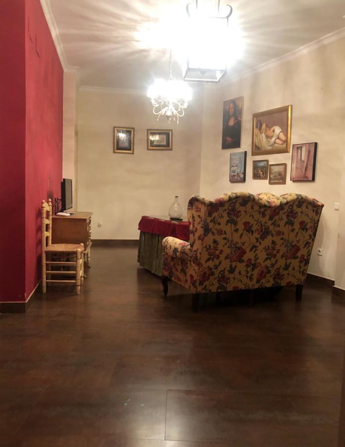 Apartamento En Pleno Centro De Marchena 3 Dormitorios 3 Banos Privados Екстериор снимка